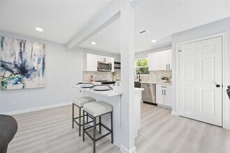 9405 Cathedral Dr in Houston, TX - Building Photo - Building Photo