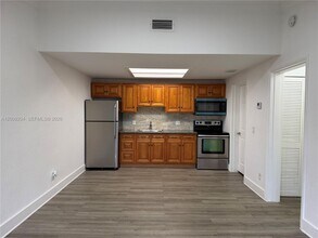 7178 Southgate Blvd in Tamarac, FL - Building Photo - Building Photo