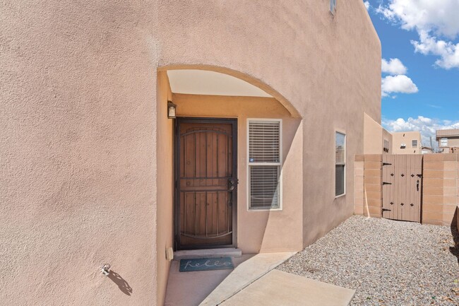 7127 Calle Alegria NE in Albuquerque, NM - Building Photo - Building Photo