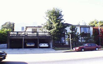 747-749 S Barrington Ave Apartments