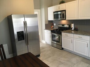 553 Campbell St, Unit 1S in Kansas City, MO - Building Photo - Building Photo
