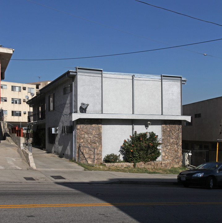 639 Alpine St in Los Angeles, CA - Building Photo