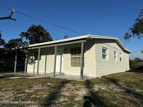 4250 26th Ave in Vero Beach, FL - Building Photo - Building Photo