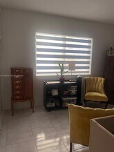 1880 S Treasure Dr in North Bay Village, FL - Building Photo - Building Photo