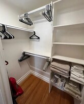 245 S Pennsylvania St in Denver, CO - Building Photo