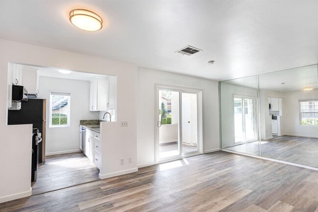 10626 Aderman Ave in San Diego, CA - Building Photo - Building Photo