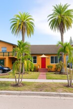 1702 McKinley St, Unit #6 in Hollywood, FL - Building Photo - Building Photo