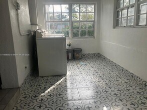 146 NW 56th St in Miami, FL - Building Photo - Building Photo