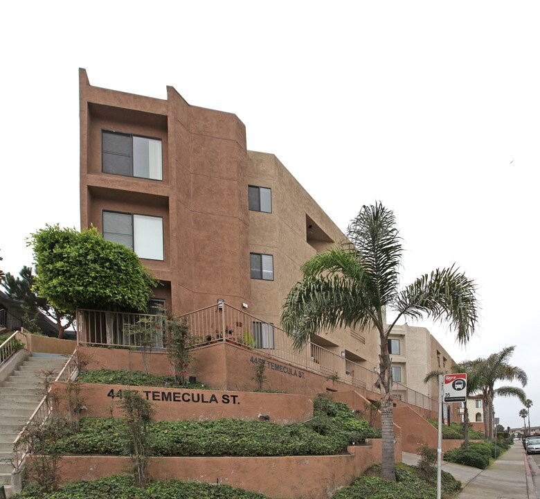 Villa Temecula Apartments in San Diego, CA - Foto de edificio