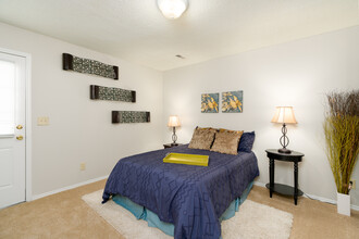 Casalon Parkway Apartments in O'Fallon, MO - Foto de edificio - Interior Photo