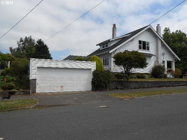 3705 N Longview Ave, Unit A in Portland, OR - Building Photo - Building Photo