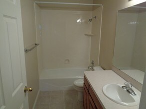 1881 N 660 W in Clinton, UT - Building Photo - Building Photo