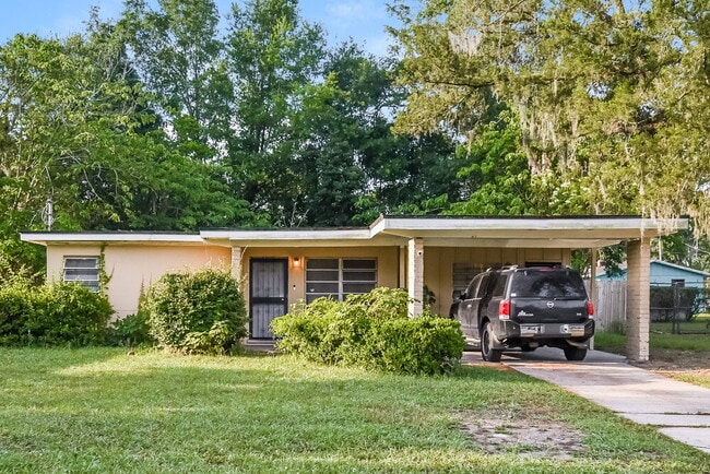 4626 Castleton Dr in Jacksonville, FL - Building Photo - Building Photo