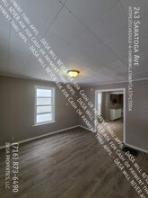 243 Saratoga Ave in Rochester, NY - Building Photo - Building Photo