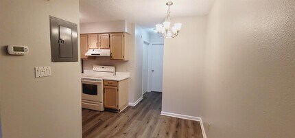 1795 Falconcrest St in Tallahassee, FL - Building Photo - Building Photo