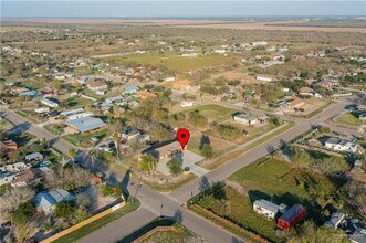 11 Queen Palm Dr in Penitas, TX - Building Photo - Building Photo
