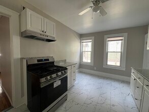 1008 Kenilworth Ave in Cleveland, OH - Building Photo - Building Photo