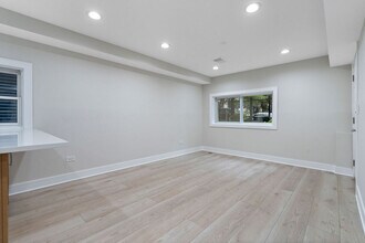 1624 N Bell Ave in Chicago, IL - Building Photo - Building Photo