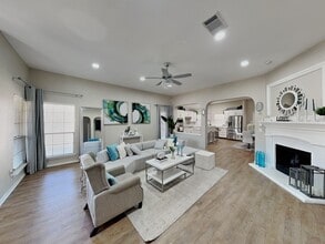 1 Beechcreek Dr in Edgecliff Village, TX - Building Photo - Building Photo