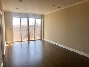 4300 N Kedzie Ave in Chicago, IL - Building Photo - Building Photo