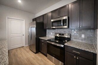 503 War Admiral Dr in Jarrell, TX - Building Photo - Building Photo