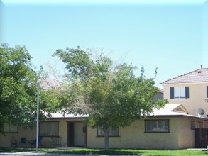 Nellis Apartments in Las Vegas, NV - Building Photo - Building Photo