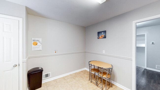 property at 3661 Glen Mora Dr