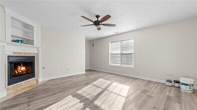 6275 Akins Way in Cumming, GA - Building Photo - Building Photo
