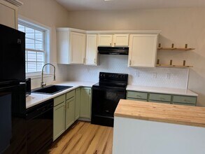 9 Bristol Lane in Lexington, VA - Building Photo - Building Photo