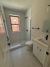 115 Salem St, Unit 2 in Boston, MA - Building Photo - Building Photo