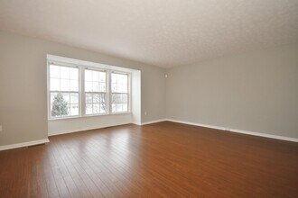 1907 Michael Dr in Pittsburgh, PA - Building Photo - Building Photo