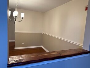 2327 Ogden Ave in Downers Grove, IL - Building Photo - Building Photo