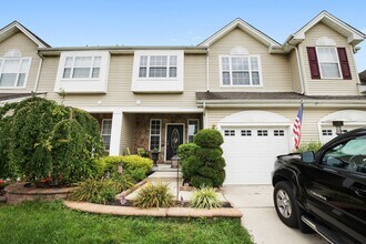 216 Westbrook Dr in Swedesboro, NJ - Building Photo - Building Photo