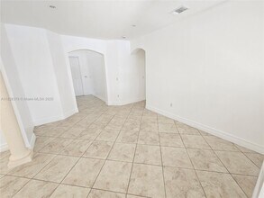 5450 SW 165th Ct in Miami, FL - Building Photo - Building Photo