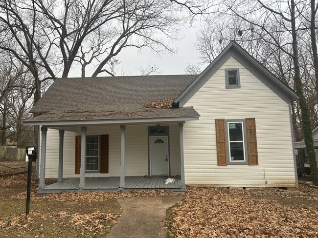 property at 605 Byars St