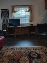 6719 NW 37th St in Bethany, OK - Building Photo - Building Photo