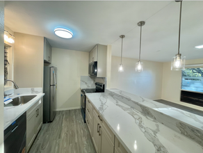 98-1421-1421 Ka?ahumanu St in Pearl City, HI - Building Photo - Building Photo