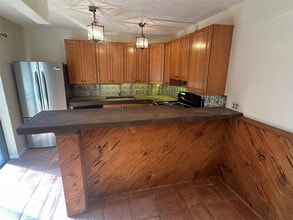 5748 SE Riverboat Dr in Stuart, FL - Building Photo - Building Photo