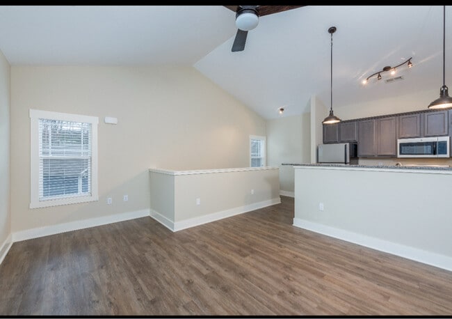 property at 32 Plant Pl