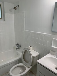 3553 Van Antwerp Plz photo'