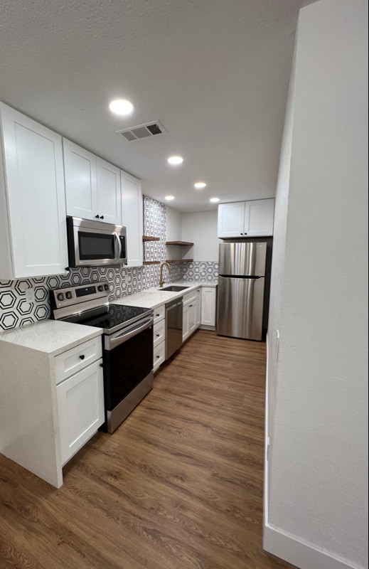 property at 680 N Ashurst Ct