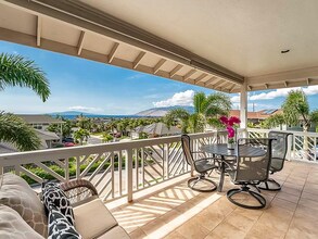 142 Laukahi St in Kihei, HI - Foto de edificio - Building Photo