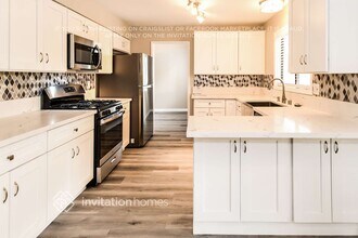 390 Norlina Ct in Henderson, NV - Building Photo - Building Photo