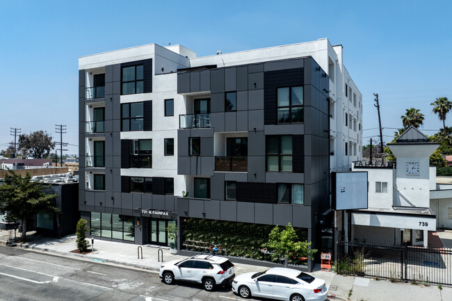 Fairfax Apartments in Los Angeles, CA - Building Photo - Building Photo