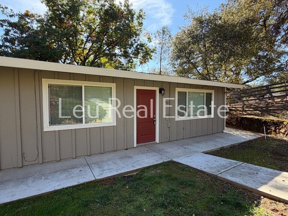 1028-1034 Bridgeview Dr in Placerville, CA - Building Photo