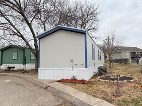 110 N Michigan St in Lawrence, KS - Building Photo - Building Photo