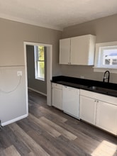564 Eastern Ave in Bellefontaine, OH - Building Photo - Building Photo