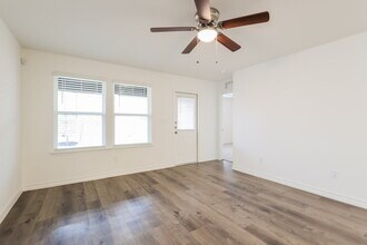 10207 Monte Carmel Pl in Converse, TX - Building Photo - Building Photo