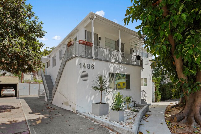 1486 Silver Lake Blvd. in Los Angeles, CA - Building Photo - Building Photo
