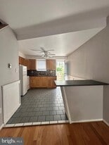 708 Medina St in Philadelphia, PA - Building Photo